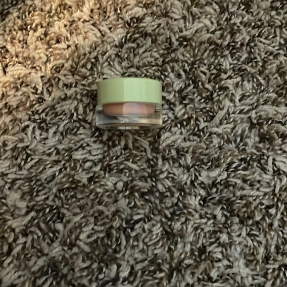 Pixi by Petra color correcter - Picture 1 of 1